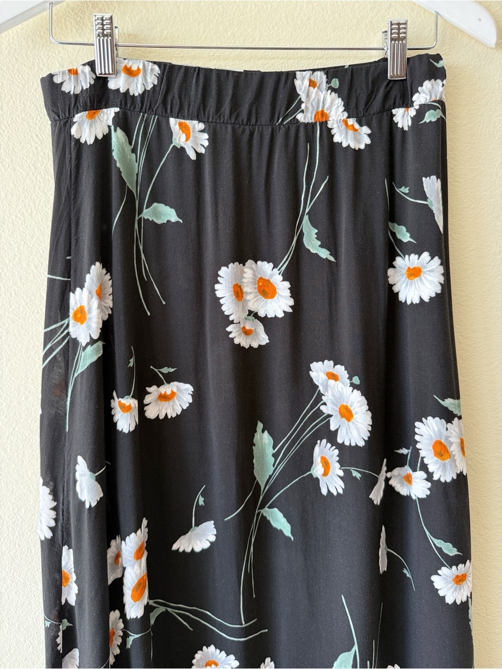Brandy Melville Daisy Print Maxi Midi Skirt - Picture 7 of 11